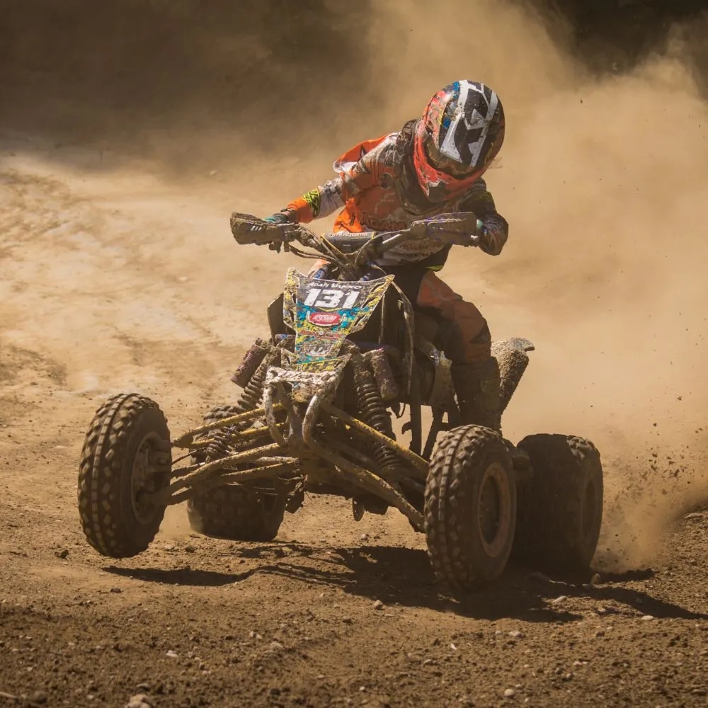 Jakie buty na quada? 5 kluczowych cech dla bezpieczeństwa